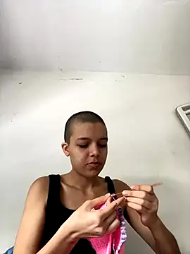 Snapshot of MorganKink chatting on 10/16/25, 04:59 MorganKink online show from 10/16/25, 04:59