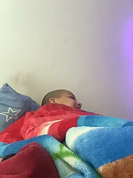 Snapshot of MorganKink chatting on 10/10/25, 04:52 MorganKink online show from 10/10/25, 04:52