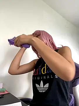 Snapshot of MorganKink chatting on 10/19/25, 07:49 MorganKink online show from 10/19/25, 07:49