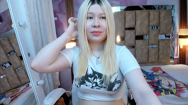 Melody Lolii online show from 12/22/25, 06:08