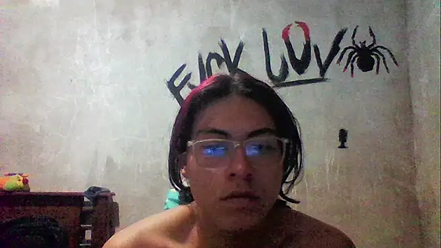 Snapshot of dirty_model chatting on 12/02/25, 04:03 dirty model online show from 12/02/25, 04:03