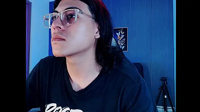 Snapshot of dirty_model chatting on 01/13/26, 07:51 dirty model online show from 01/13/26, 07:51