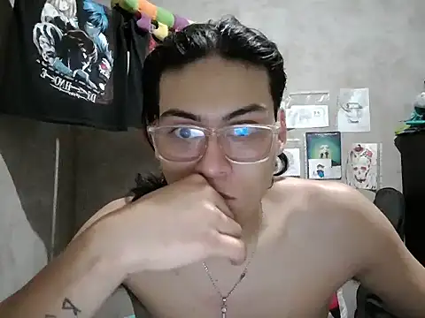 dirty model online show from 06/24/26, 10:51