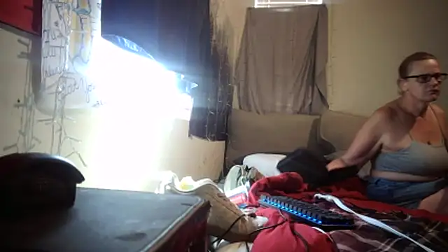 PremiumKitty online show from 04/09/26, 08:48