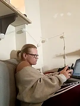 PremiumKitty online show from 03/29/26, 08:32