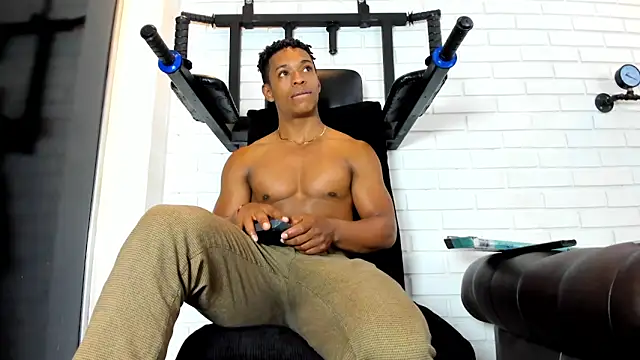 ItaloMoore online show from 03/02/26, 01:07