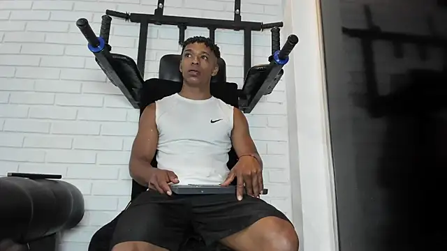 ItaloMoore online show from 03/19/26, 12:05