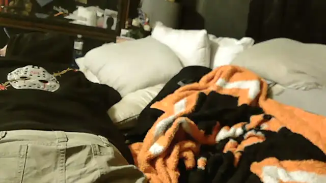 N3V3RPANICxh online show from 04/13/26, 03:32