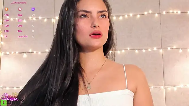 VioletHilton online show from 02/04/26, 06:36