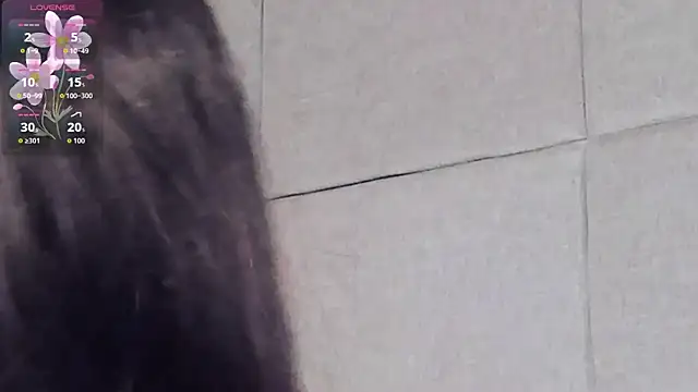 VioletHilton online show from 11/21/25, 07:35