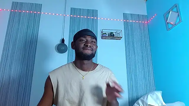 eebony stallion online show from 12/02/25, 03:19