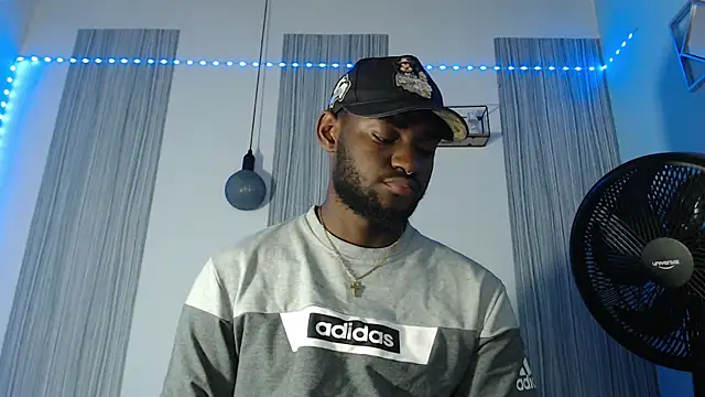 eebony stallion online show from 02/13/26, 01:16