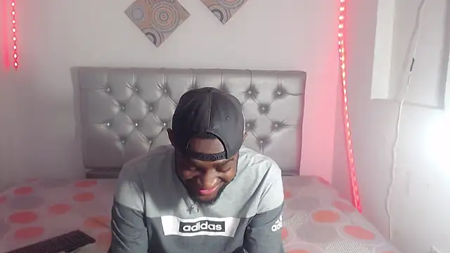 eebony stallion online show from 12/21/25, 03:08