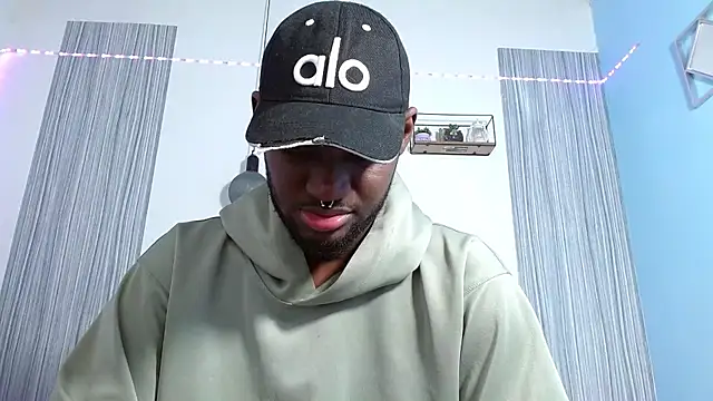 eebony stallion online show from 10/25/25, 03:28