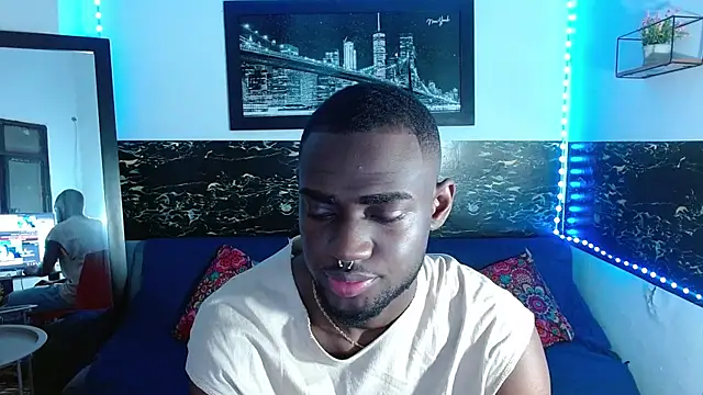 Snapshot of eebony_stallion chatting on 10/09/25, 03:18 eebony stallion online show from 10/09/25, 03:18