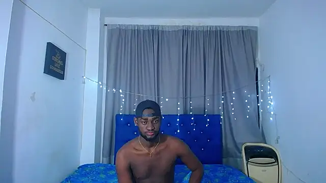 eebony stallion online show from 12/05/25, 10:47