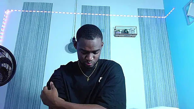 eebony stallion online show from 10/29/25, 03:16