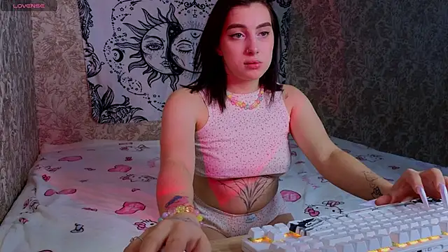 arcane doll online show from 03/11/26, 09:25