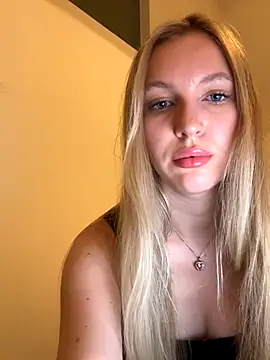 bbysonia online show from 10/23/25, 08:29