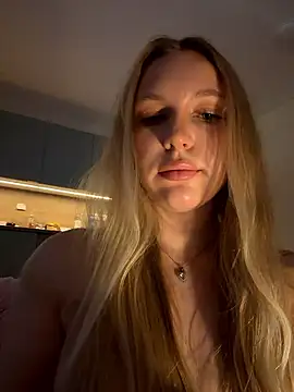 Snapshot of bbysonia chatting on 01/18/26, 01:03 bbysonia online show from 01/18/26, 01:03