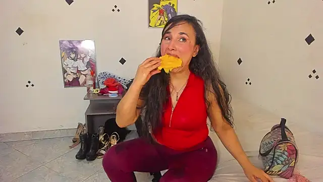 Snapshot of samaramour chatting on 02/05/26, 04:47 samaramour online show from 02/05/26, 04:47