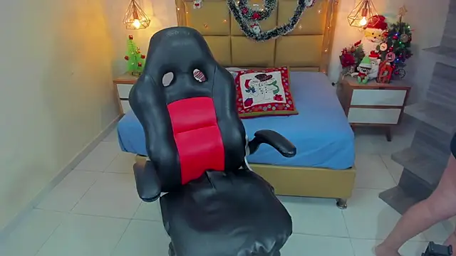 MELISSAROUGE online show from 12/22/25, 07:36