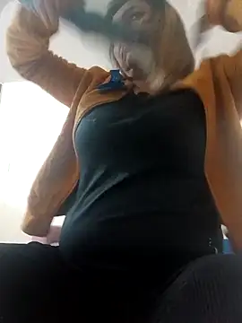 Nataly Foley online show from 10/29/25, 11:20