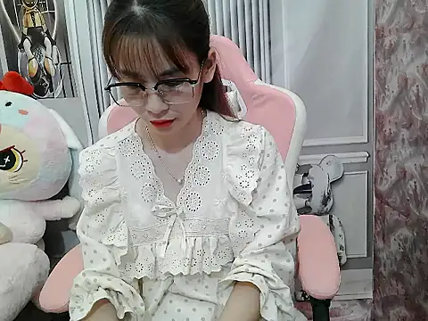 Suzy888 online show from 10/15/25, 08:44