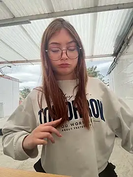 LunaVelvet777 online show from 11/26/25, 07:03