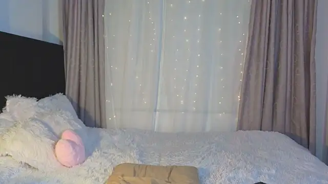 LunaVelvet777 online show from 02/26/26, 04:07