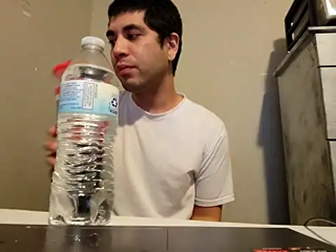 Snapshot of catnipharvester chatting on 12/19/25, 03:10 catnipharvester online show from 12/19/25, 03:10