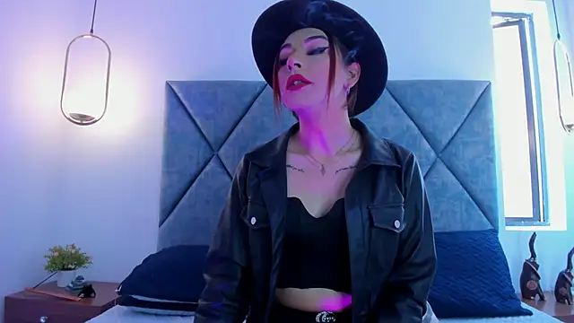 Snapshot of Lilith_Zamara chatting on 12/01/25, 02:51 Lilith Zamara online show from 12/01/25, 02:51