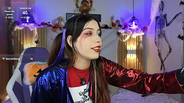 lila min online show from 10/31/25, 02:46