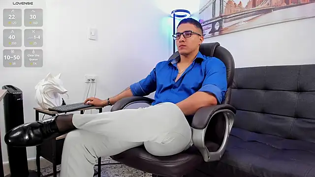 Dash Bukoski online show from 10/21/25, 12:26