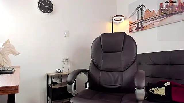 Snapshot of Dash_Bukoski chatting on 01/16/26, 12:42 Dash Bukoski online show from 01/16/26, 12:42