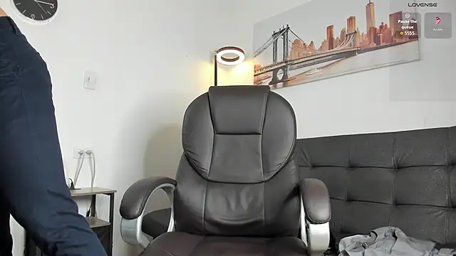 Snapshot of Dash_Bukoski chatting on 01/15/26, 01:14 Dash Bukoski online show from 01/15/26, 01:14