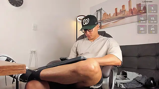 Snapshot of Dash_Bukoski chatting on 01/17/26, 03:15 Dash Bukoski online show from 01/17/26, 03:15