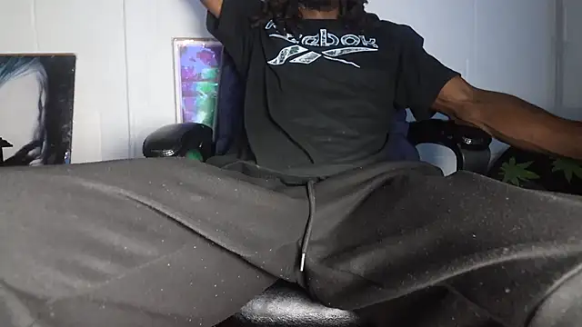 Snapshot of zaddytrey chatting on 07/11/26, 07:25 zaddytrey online show from 07/11/26, 07:25