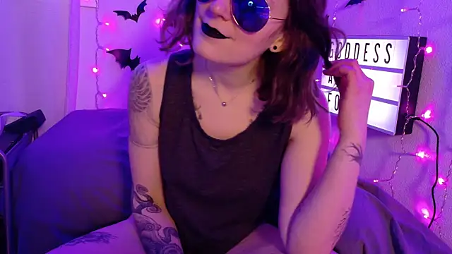 mistressannafoxx online show from 04/21/26, 01:42