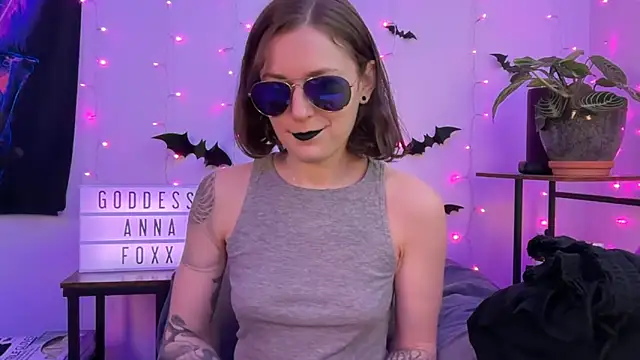 mistressannafoxx online show from 11/18/25, 10:13