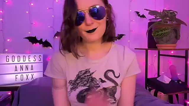 mistressannafoxx online show from 12/04/25, 09:47