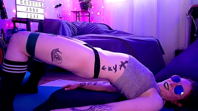 mistressannafoxx online show from 03/11/26, 12:15