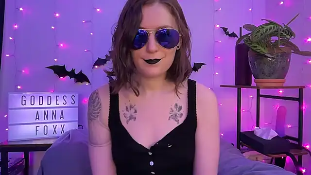 mistressannafoxx online show from 12/01/25, 10:10