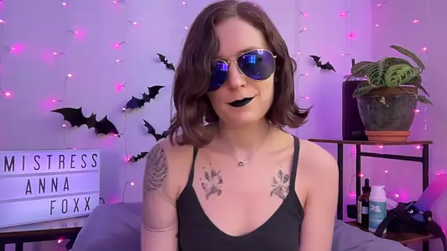 mistressannafoxx online show from 11/07/25, 09:41