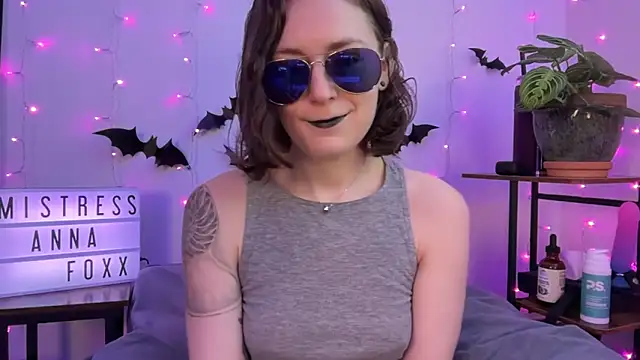 mistressannafoxx online show from 11/11/25, 06:25