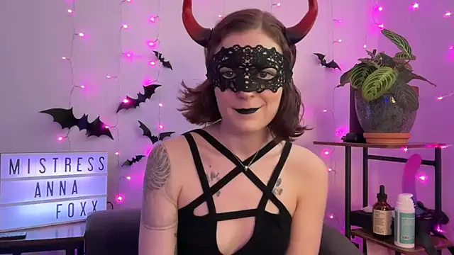 mistressannafoxx online show from 10/30/25, 09:11
