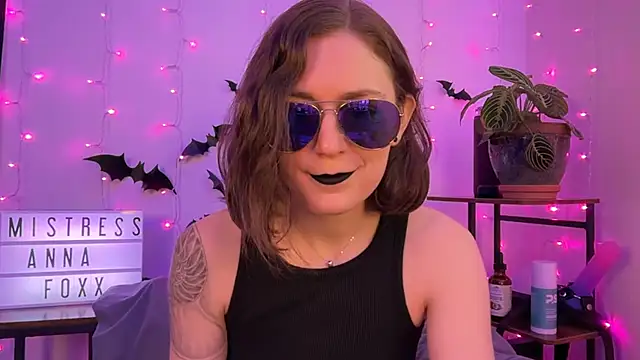 mistressannafoxx online show from 11/14/25, 10:13