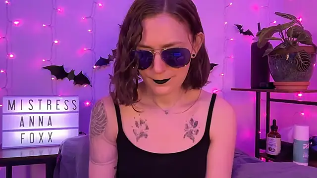 mistressannafoxx online show from 11/13/25, 10:24