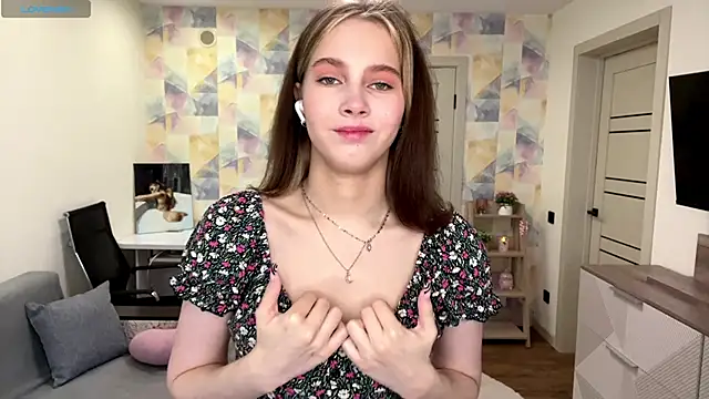 NylaNadler online show from 02/13/26, 06:13