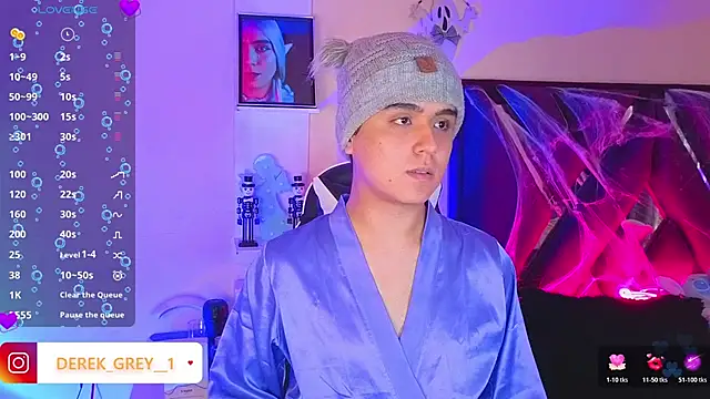 derek greyy  online show from 10/27/25, 06:20